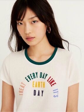 Madewell White Graphic Tee with Green Trim. Size S